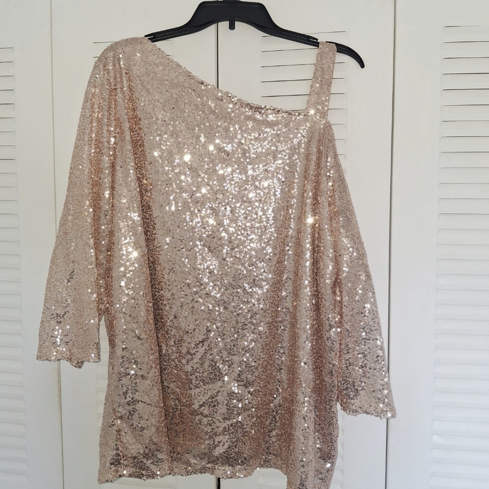 ✨ Sparkly Champagne Sequin Top Blouse Plus Size 1X/2X Cold Shoulder